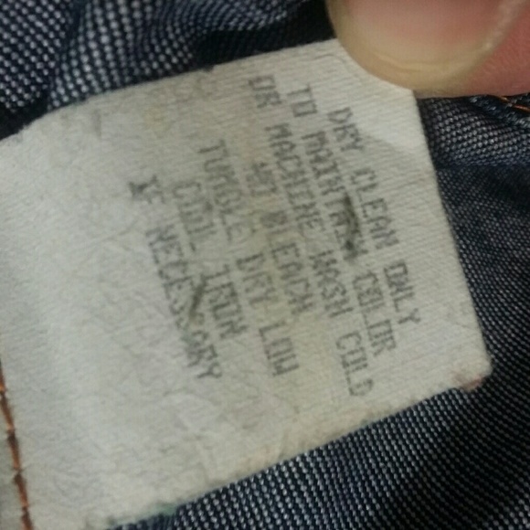 XOXO Jeans denim jean jacket w/ cute heart buttons - Picture 7 of 8